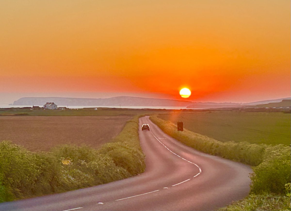 Military Road, Isle of Wight ⁦<a href="/VisitIOW/">Visit Isle Of Wight</a>⁩