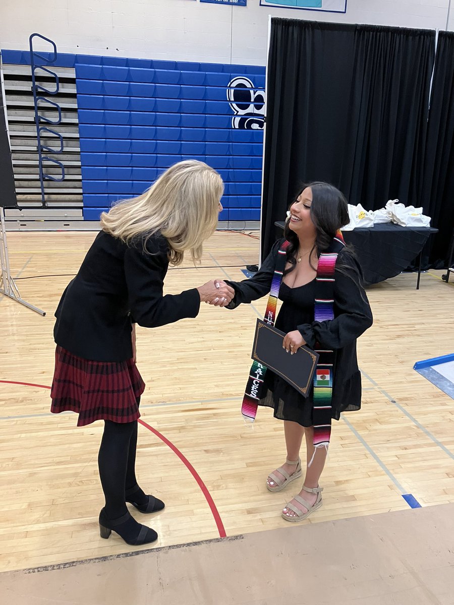 Shari McMahan tweet media