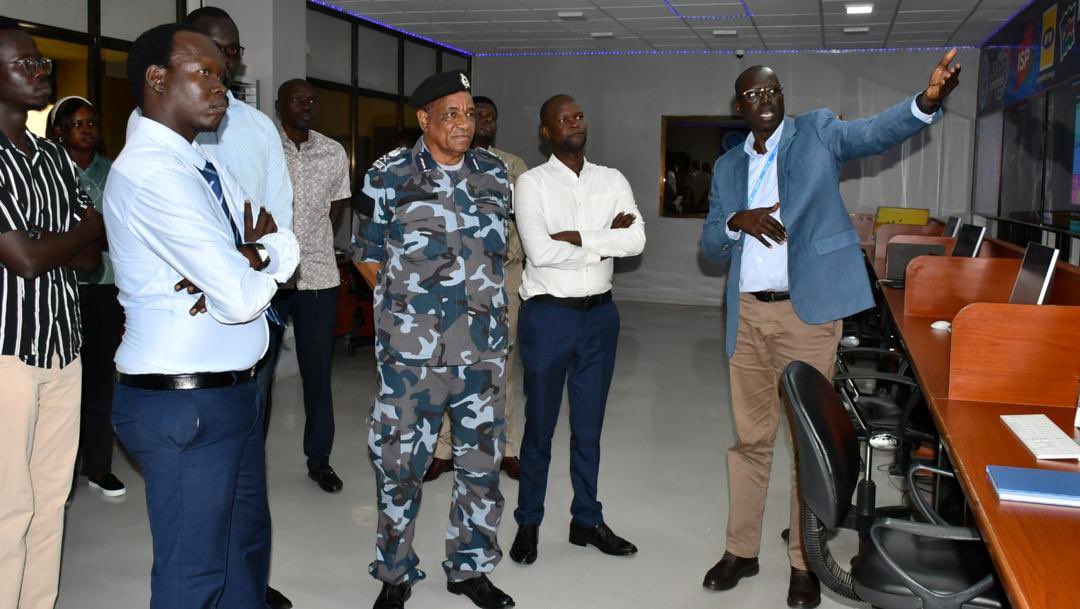 AdokGai's tweet image. I had the pleasure of hosting Maj.Gen. Elia Kosta Faustino, DG for Civil Registration, Nationality, Passport and Immigration(CRNPI) at the NCA HQs.
We discussed critical issues including the validation of Know Your Customer (KYC) documentation for SIM card registration,…
