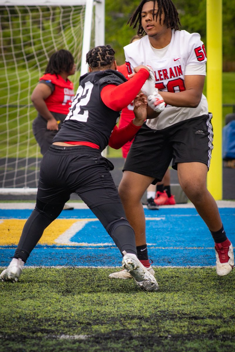 D3LittleJr's tweet photo. Some photos from our combine, I’d like to thank all the coaches that took the time to come out and watch us all. Had an all around great time showcasing with my brothers. #NewBeginnings #lastride @ColerainFtball https://t.co/YeuHvKilxe