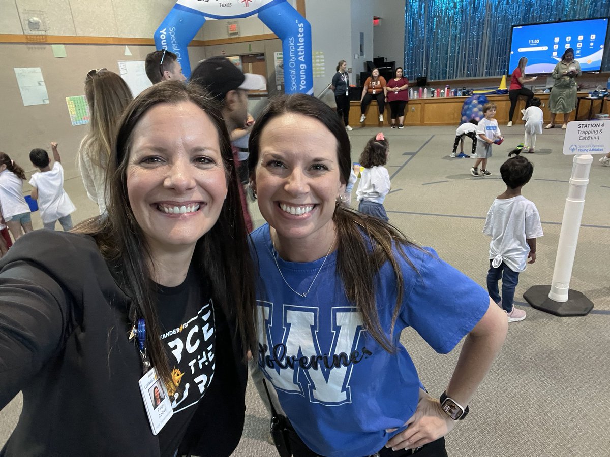 Unified Champions School! What an amazing event for Winkley Elementary’s Young Athletes program! Thank you <a href="/SOTexas/">SpecialOlympicsTexas</a> <a href="/erinu_TX/">Erin Uhlaender</a> <a href="/WinkleyElem/">Winkley Elementary</a> #TeamSPROG 💛💙