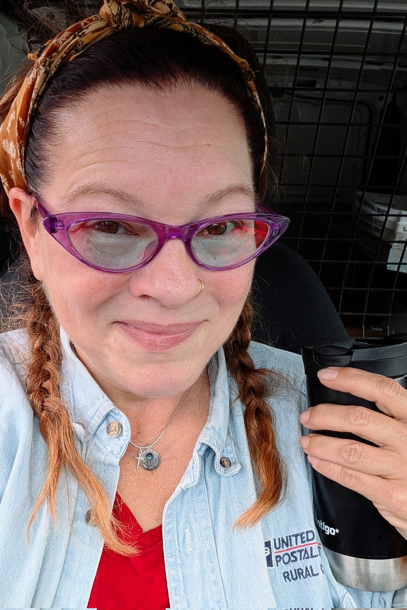 The Friday Fuck Xers 

Well fuck. I got a fucking moment to post a fucktabulous work selfie. What fuckery is afoot?! A fuckalicious weekend of fuckery? Fucking not. Work all fucking weekend? Yes. A Fuckologist's work is never done.