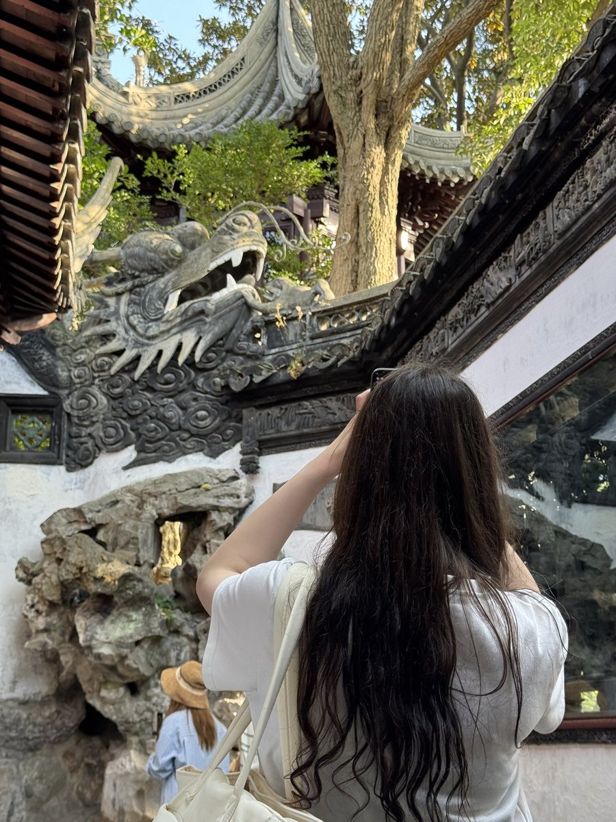 the_unicornsk's tweet photo. Os molaría vivir en china? Si no es así que no os molaría ? 🤔 #china #estudiarenchina #Viajes https://t.co/W7EuyTvZob