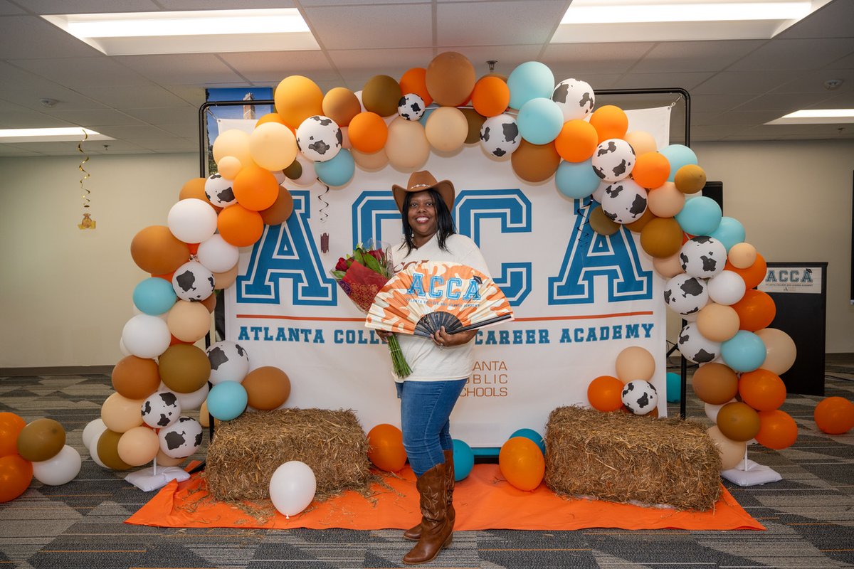 PrincipalACCA's tweet photo. Congratulations to @AtlantaCCAcad Teacher of the Year, Ms. Keiah Moreno, and Support Person of the Year, Dr. Kenya Gilliard! Thank you for going above and beyond to ensure that all of our scholars graduate ready for college, career, and life! We appreciate you! https://t.co/6xyLfRUm1B