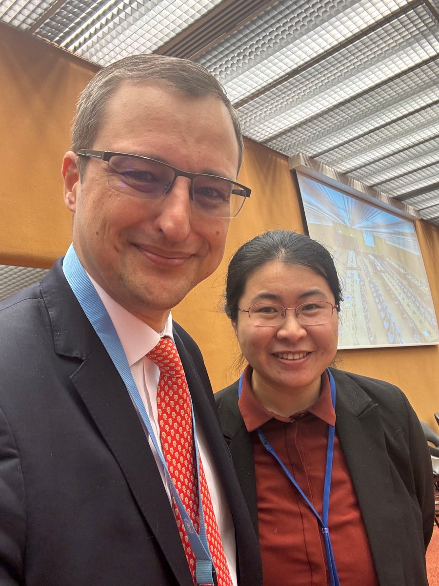 End of the second #ILC_2025 week, with (1) <a href="/CIJ_ICJ/">CIJ_ICJ</a> President; (2) my great assistants <a href="/IsabelWalther/">Isabel Walther</a> <a href="/sabinejansone/">Sabīne Jansone</a> <a href="/Ieva97497850/">IevaVait</a> <a href="/ChausseCeline/">Céline Chausse</a> <a href="/GKeturkaite/">Gitana Keturkaite</a> Lura Morton (and <a href="/SiyuB22/">Siyu Bao</a> remotely); (3) <a href="/UCLLaws/">UCL Faculty of Laws</a> very own <a href="/MAOXiao0808/">毛晓 MAO Xiao</a>, now with the ILC Secretariat