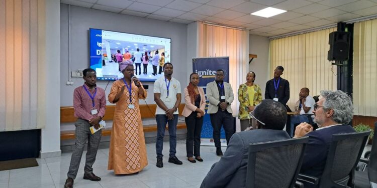 Le Canapé (@lecanape2) on Twitter photo Le programme alimentaire mondial (PAM), en collaboration avec le gouvernement rwandais, a organisé une journée de démonstration de ” Ignite Challenge 3’’. <a href="/WFP_Rwanda_CD/">Andrea Bagnoli</a>
@ImpactHubkigali
@Rwandaemergency
<a href="/DKinRwanda/">Denmark in Rwanda</a>
<a href="/RefugeesRwanda/">UNHCR Rwanda</a>
bit.ly/4jM6qPQ Le programme alimentaire mondial (PAM), en collaboration avec le gouvernement rwandais, a organisé une journée de démonstration de ” Ignite Challenge 3’’. <a href="/WFP_Rwanda_CD/">Andrea Bagnoli</a>
@ImpactHubkigali
@Rwandaemergency
<a href="/DKinRwanda/">Denmark in Rwanda</a>
<a href="/RefugeesRwanda/">UNHCR Rwanda</a>
bit.ly/4jM6qPQ