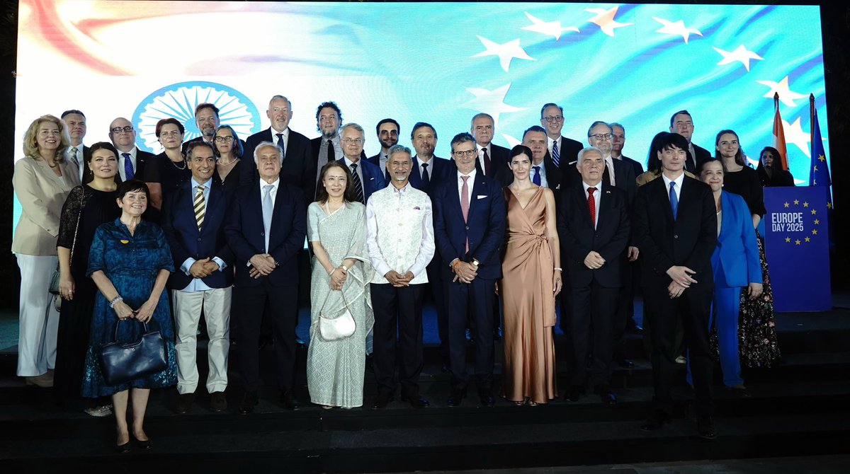 DrSJaishankar's tweet photo. Pleased to participate in Europe Day celebrations in New Delhi this evening. 

The 🇮🇳 🇪🇺 longstanding partnership continues to expand and prosper. As democratic polities, pluralistic societies and market economies, we are natural partners in each other’s progress.

🇮🇳 🇪🇺 https://t.co/ufApnDQjPt