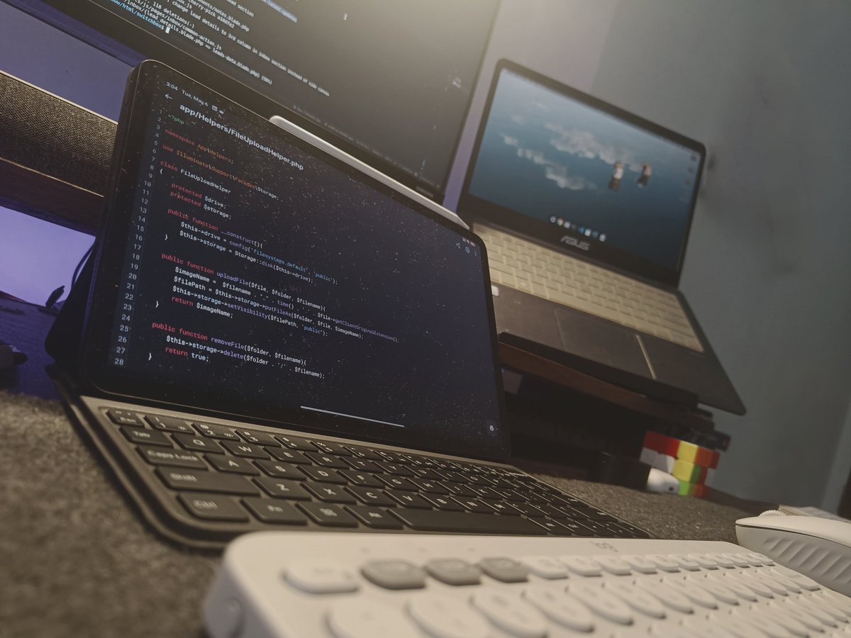 rohithdpr's tweet photo. #desksetup #developer #engineer #software https://t.co/gxFNHHAn4Y
