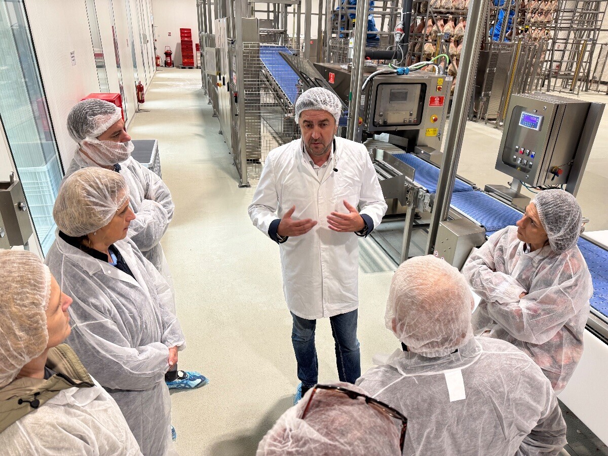 agroklub's tweet image. Posjetili smo proizvodne pogone Žito Grupe iz kojih donosimo informacije o stanju grupacije pred izlazak na burzu

agroklub.com/prehrambena-in…