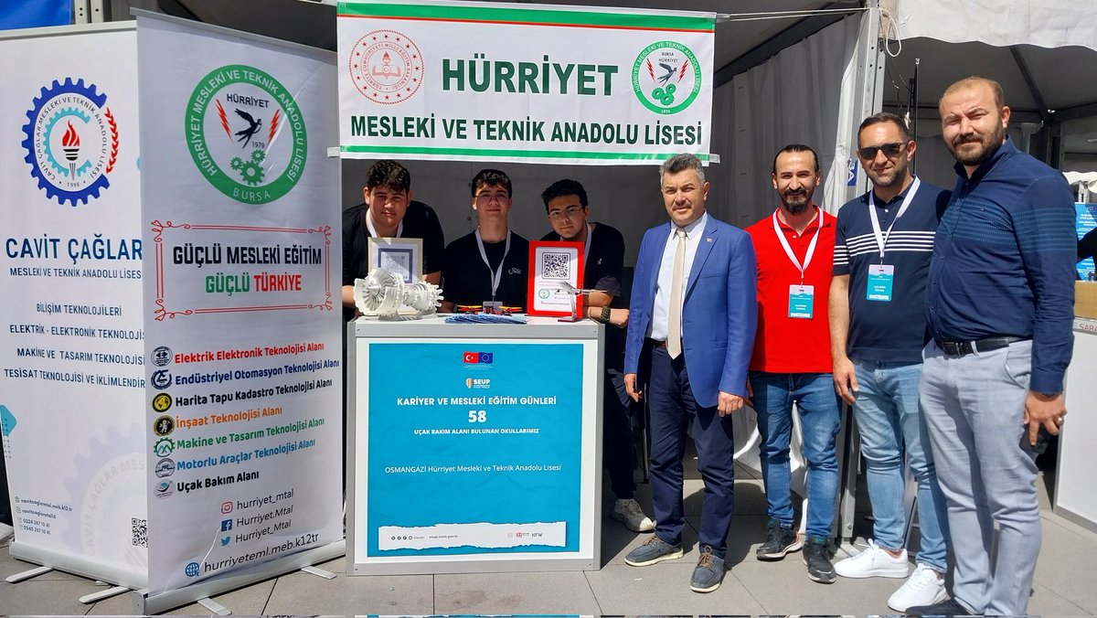 İlçe Milli Eğitim Müdürümüz Metin Sezer,
“SEUP" Kariyer ve Mesleki Eğitim Günleri kapsamında ilçemiz okulların standlarını gezdi.

<a href="/tcmeb/">Millî Eğitim Bakanlığı</a> <a href="/Ali_Partal/">Ali Partal</a> <a href="/MetinSEZER_16/">Metin SEZER</a> <a href="/Tophane_MTAL/">Tophane MTAL</a> <a href="/tczmtal/">Cahit Zarifoğlu Mesleki ve Teknik Anadolu Lisesi</a> <a href="/aosteml/">AliOsmanSönmez MTAL</a> <a href="/Hurriyet_Mtal/">Bursa Hürriyet MTAL</a>