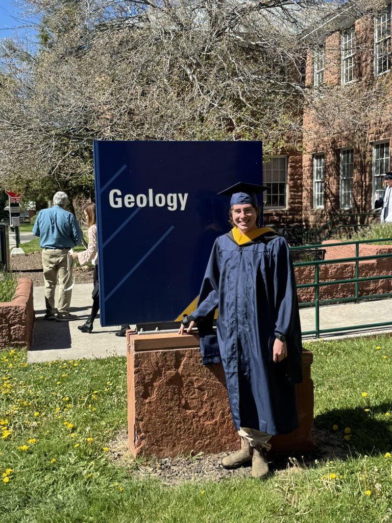 Congrats Q Dog! <a href="/nau/">NAU</a> #NAUGrad