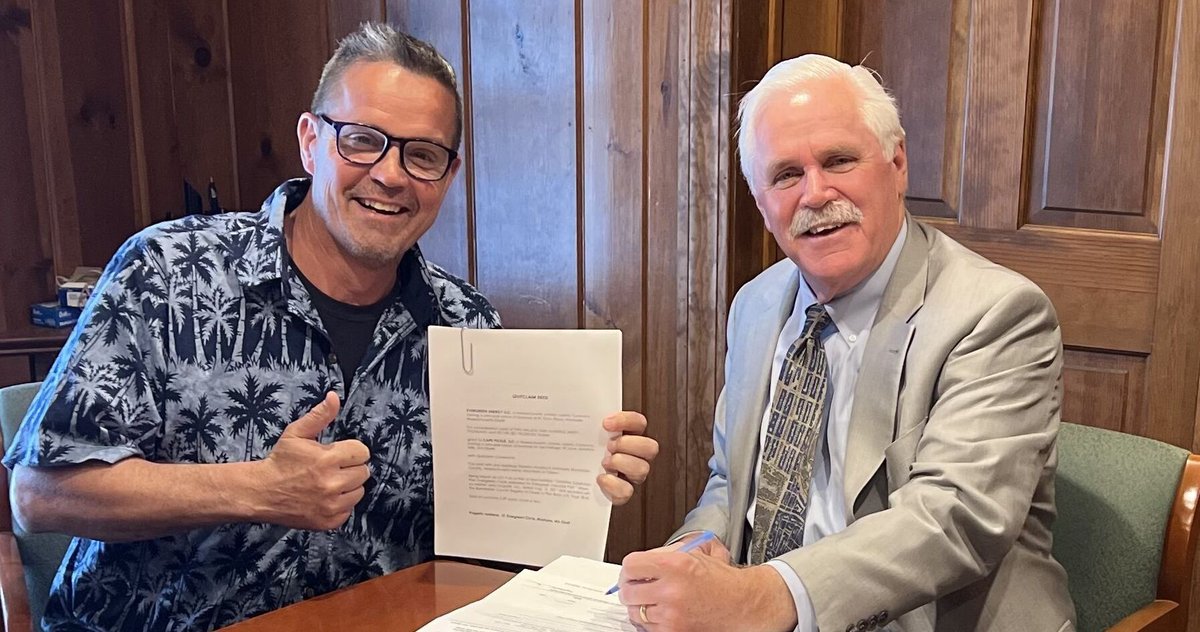 ComRealtyNet's tweet image. Congratulations to Bill Russell, proud associate of Commercial Realty Advisors, who closed on this industrial parcel at 51 Evergreen Circle, on April 24, 2025. 

#CommercialRealEstate #PickleballFacility #GolfSimulator