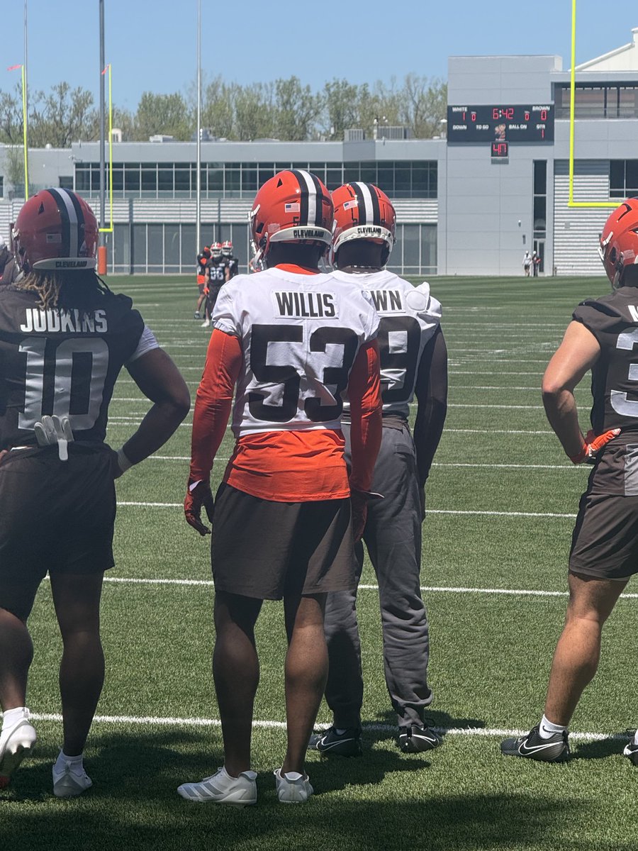 Lance Reisland (Coach Riz) (@lancereisland) on Twitter photo Great to see my guy Donald Willis today at #Browns rookie minicamp. <a href="/mgoul/">Matt Goul</a> <a href="/NEOZoneHS/">NEO Zone HS Sports</a> <a href="/FOX8FNTD/">FridayNightTouchdown</a> Great to see my guy Donald Willis today at #Browns rookie minicamp. <a href="/mgoul/">Matt Goul</a> <a href="/NEOZoneHS/">NEO Zone HS Sports</a> <a href="/FOX8FNTD/">FridayNightTouchdown</a>