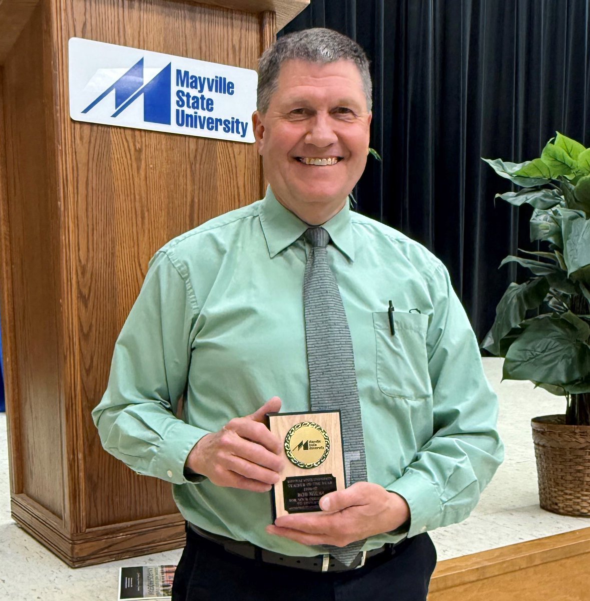 Congratulations to Fred Strand, 2025 recipient of the Jeff Sieg Award for Teaching Excellence! Each year, the Student Senate recognizes individual faculty members who have shown dedication and excellence in teaching at Mayville State! #GDTBAC