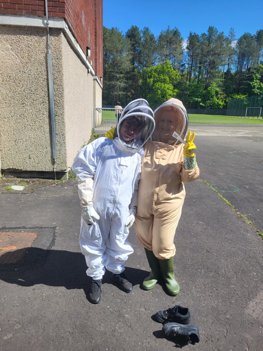 Our latest beekeeping recruits. Curious, brave and game, popped in on Thursday for a wee look at our colony in their new home. Lots of work going on in the new storey (the super). Hope to see you both again soon!