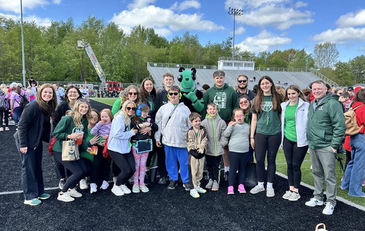 MrScott_Minerva's tweet photo. ⭐️ It’s a GREAT day to be a Malvern Hornet!

🥇 Huge congratulations to our Malvern Elementary Exceptional Olympics Team — your hard work and spirit inspire us all!
We are so proud of each and every one of you.
Go Hornets! #MalvernPride https://t.co/sHbZu7bSIZ
