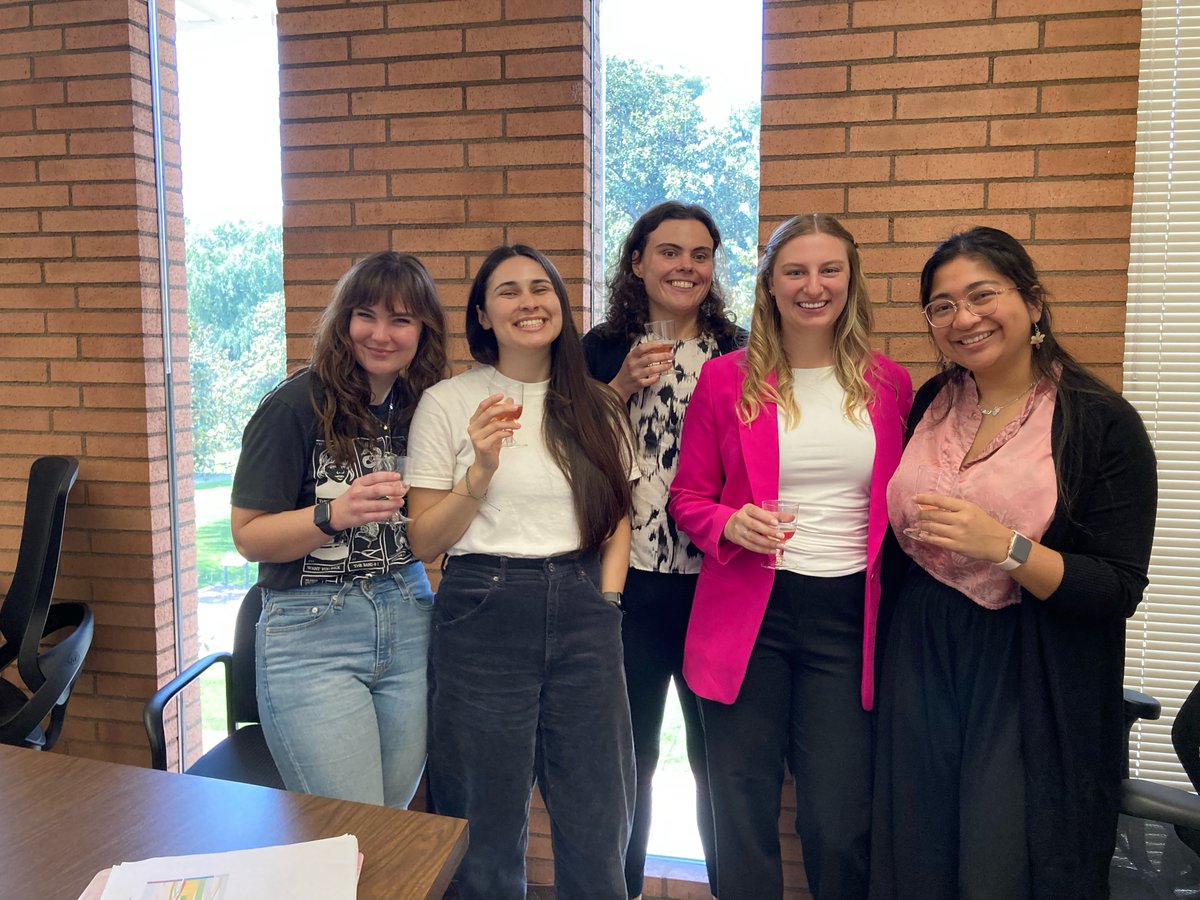 Thrilled to feature Kayla Wolf, a graduating Ph.D. in Political Science and International Relations! She credits the incredible women in her cohort for making her Ph.D. journey unforgettable ❤️💛🎓 #PhDHooding #USCDornsife #POIR Read more: dornsife.usc.edu/phd-academy/gr…
