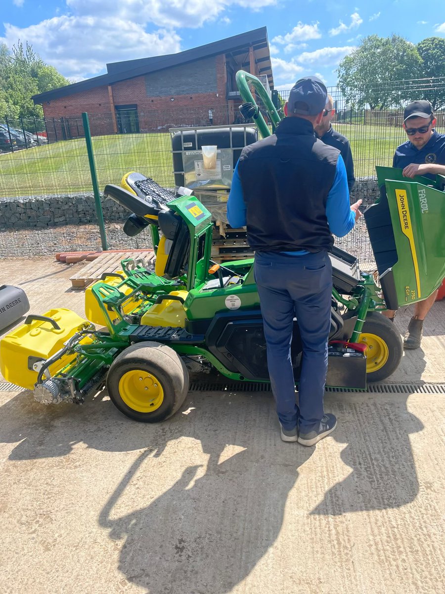 Jacob Shellis (@jacobshellis) on Twitter photo What a cracking way to round off another busy week <a href="/LutterworthGolf/">Lutterworth Golf Club</a>
A great afternoon spent with the team installing the following;
•2750E
•7700A E-Cut
•x2 260SLs
•HME transport trailer
A massive thank you to Paul Kendall and the club for renewing their first What a cracking way to round off another busy week <a href="/LutterworthGolf/">Lutterworth Golf Club</a>
A great afternoon spent with the team installing the following;
•2750E
•7700A E-Cut
•x2 260SLs
•HME transport trailer
A massive thank you to Paul Kendall and the club for renewing their first