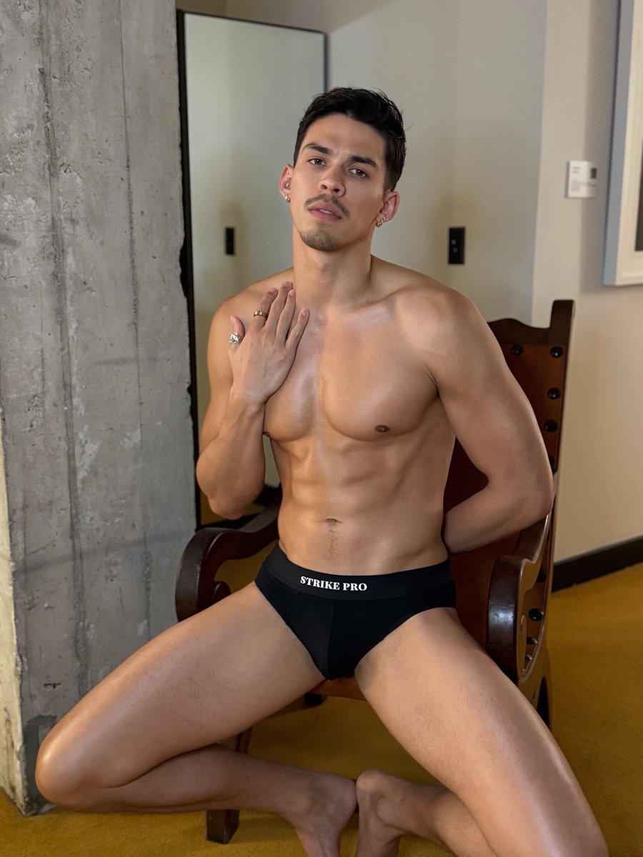 Sexy <a href="/thaiguyyy/">MP</a> wearing <a href="/BangAndStrike/">BANG&STRIKE</a> 

<a href="/yourbriefrelief/">@YourBriefRelief</a> <a href="/hotd_goodm/">Hot Dudes Good Mood 🇺🇦</a> <a href="/CuteHotBoys/">⭐️ CUTE & HOT BOYS ⭐️ 115K</a> @kingsofmodels2