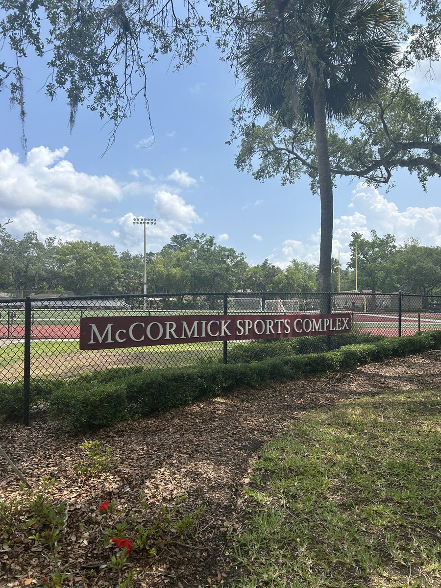 Chace Gadapee (@coachcgadapee) on Twitter photo Top tier facilities and program here at <a href="/FootballEsj/">ESJ Football</a> under the direction of Coach Wells. Thanks for the time. Excited to follow along with the Eagles!
#DefendDeland #FloridaFirst Top tier facilities and program here at <a href="/FootballEsj/">ESJ Football</a> under the direction of Coach Wells. Thanks for the time. Excited to follow along with the Eagles!
#DefendDeland #FloridaFirst