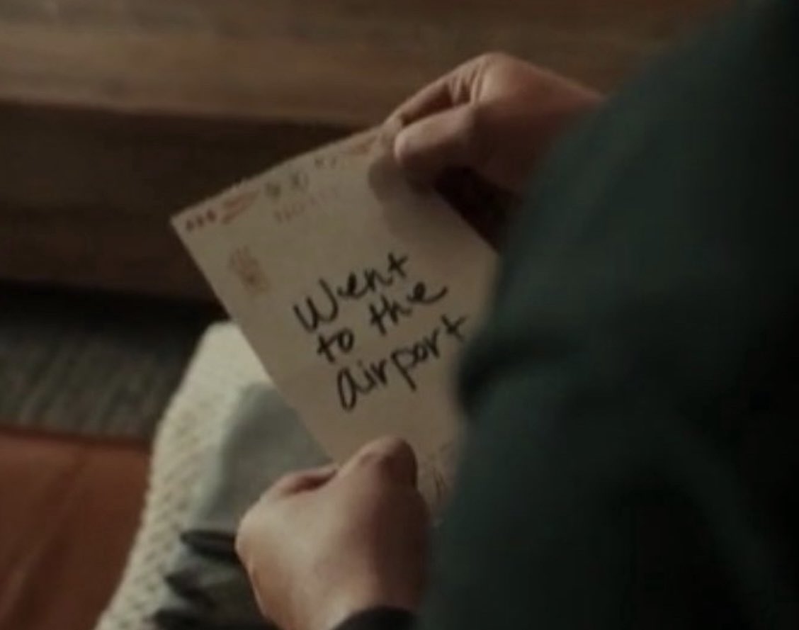 poorlydrawn911's tweet image. my note said i was going to the airport. the airport and texas are not the same. they don’t even have the same amount of letters in it.

#911onABC