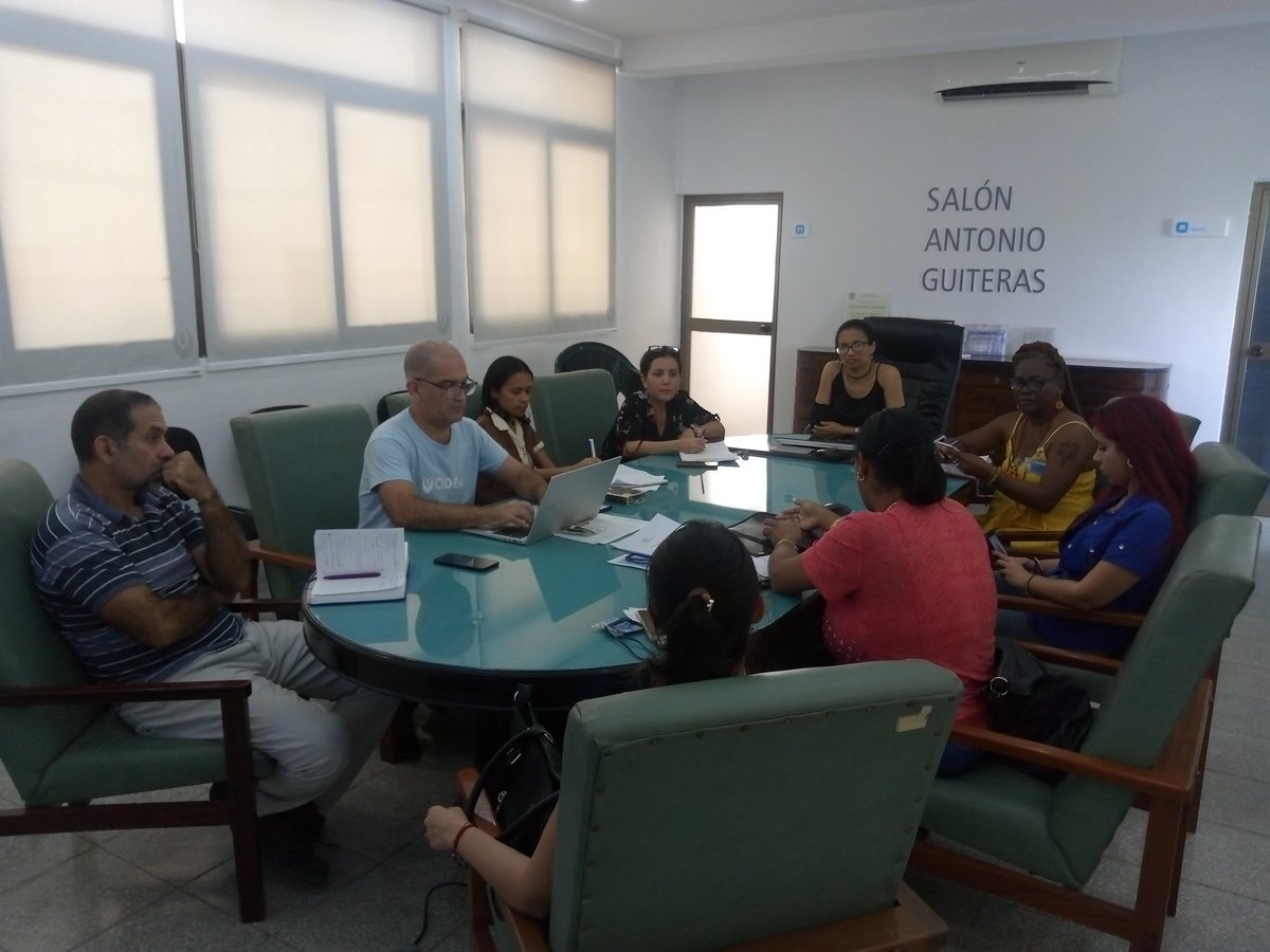 Encuentro con Dirección de Negocios del Parque Científico Tecnológico de La Habana <a href="/PCTHabana_3CE/">Parque Científico Tecnológico La Habana</a> para conocer sus potencialidades, gestión e incubación de proyectos, modalidades de negocios y oportunidades que ofrece a las entidades. <a href="/DuniaCIDEM/">DuniaCazanave_CIDEM</a> <a href="/MaydaMauriBCF/">Mayda Mauri Pérez</a>  @SDCarrerabcf