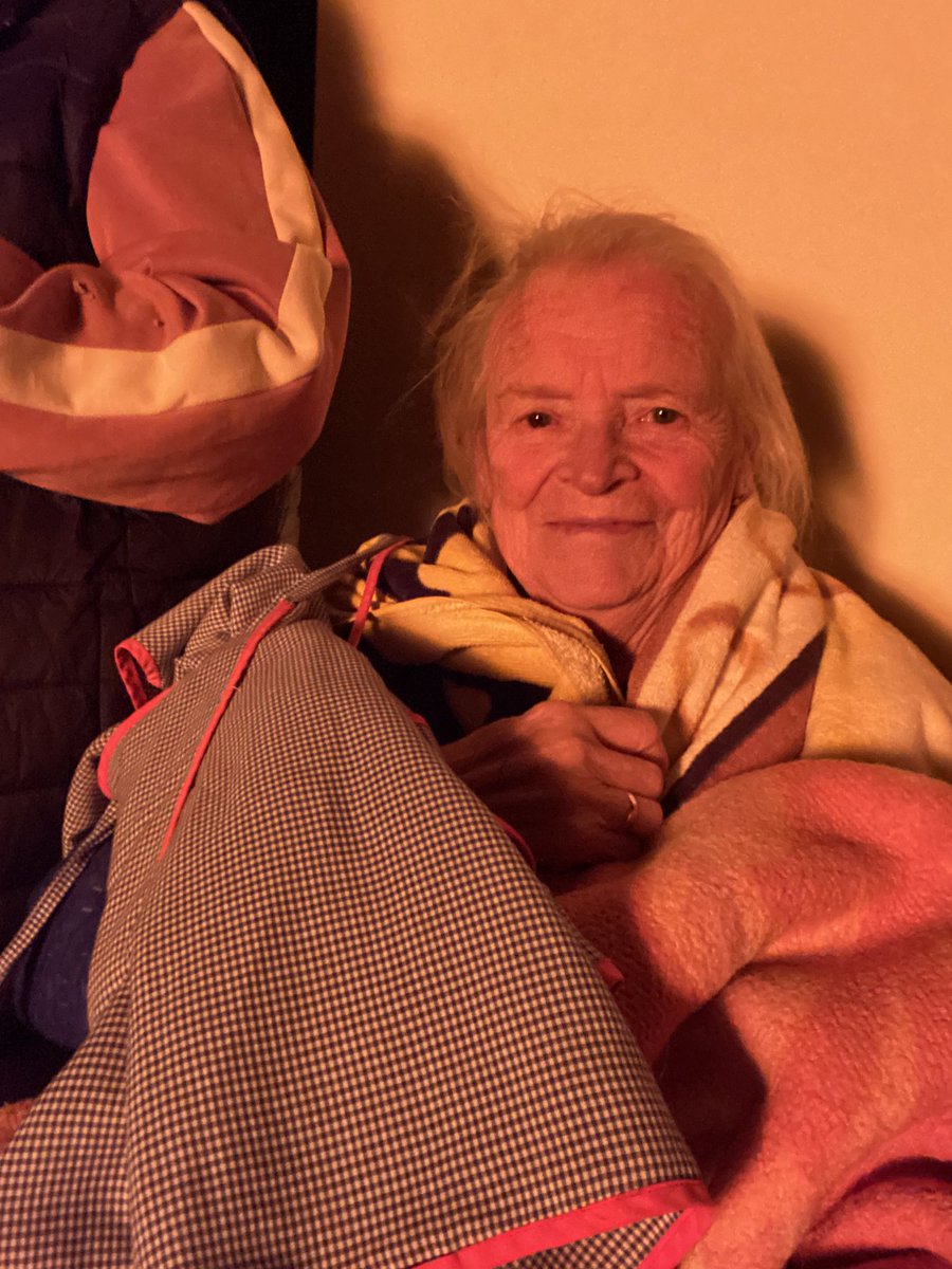 Mi abuelita es como la abuelita de coco 🥥 ❤️‍🩹