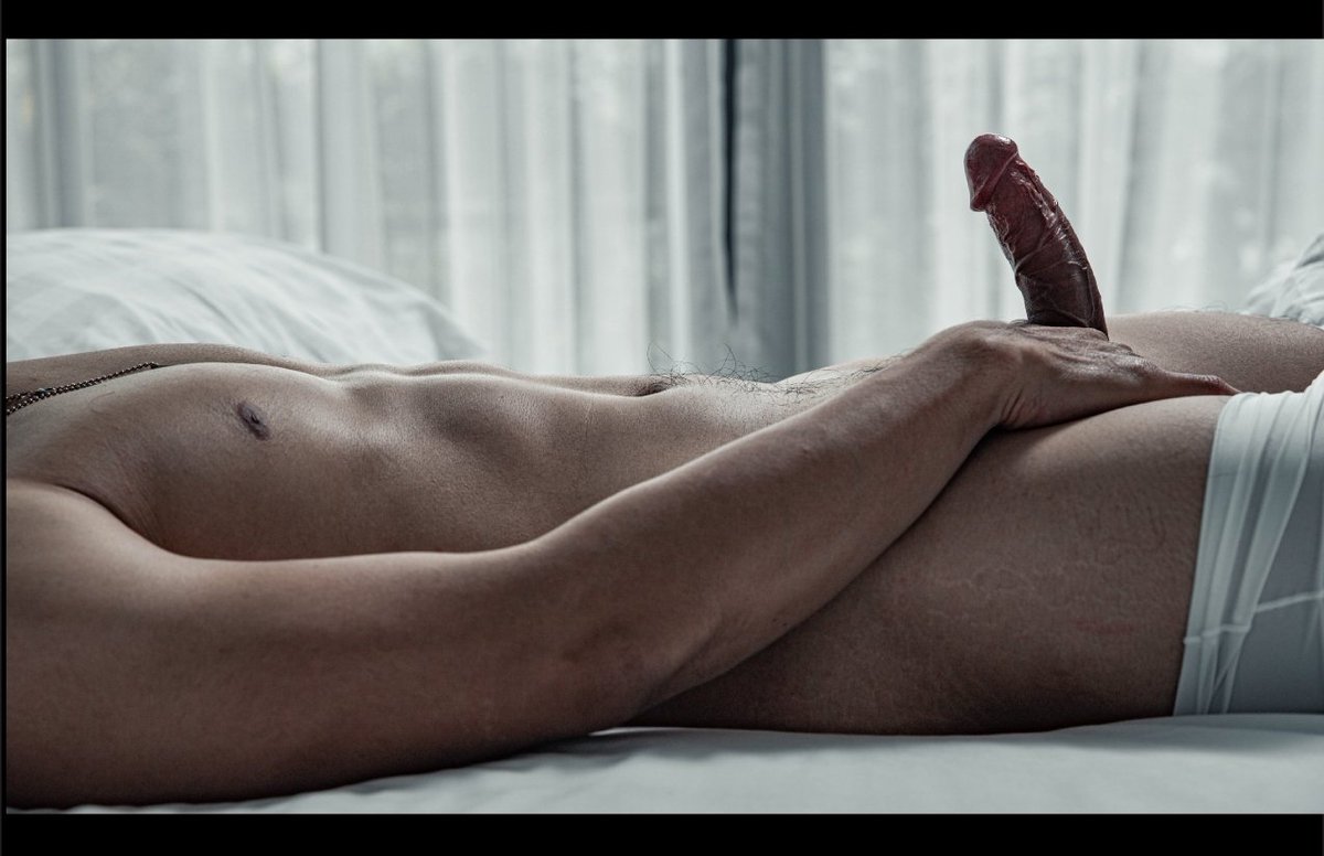 Happy Birthday to me 32ปี แล้ว 
ไม่อยากให้อวยพร อยากให้อวยคม🍌🍌🥳