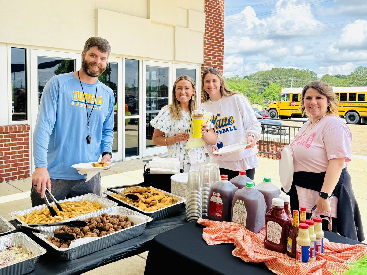 TupeloMiddle's tweet image. Thank you ServPro for a yummy fish fry!
