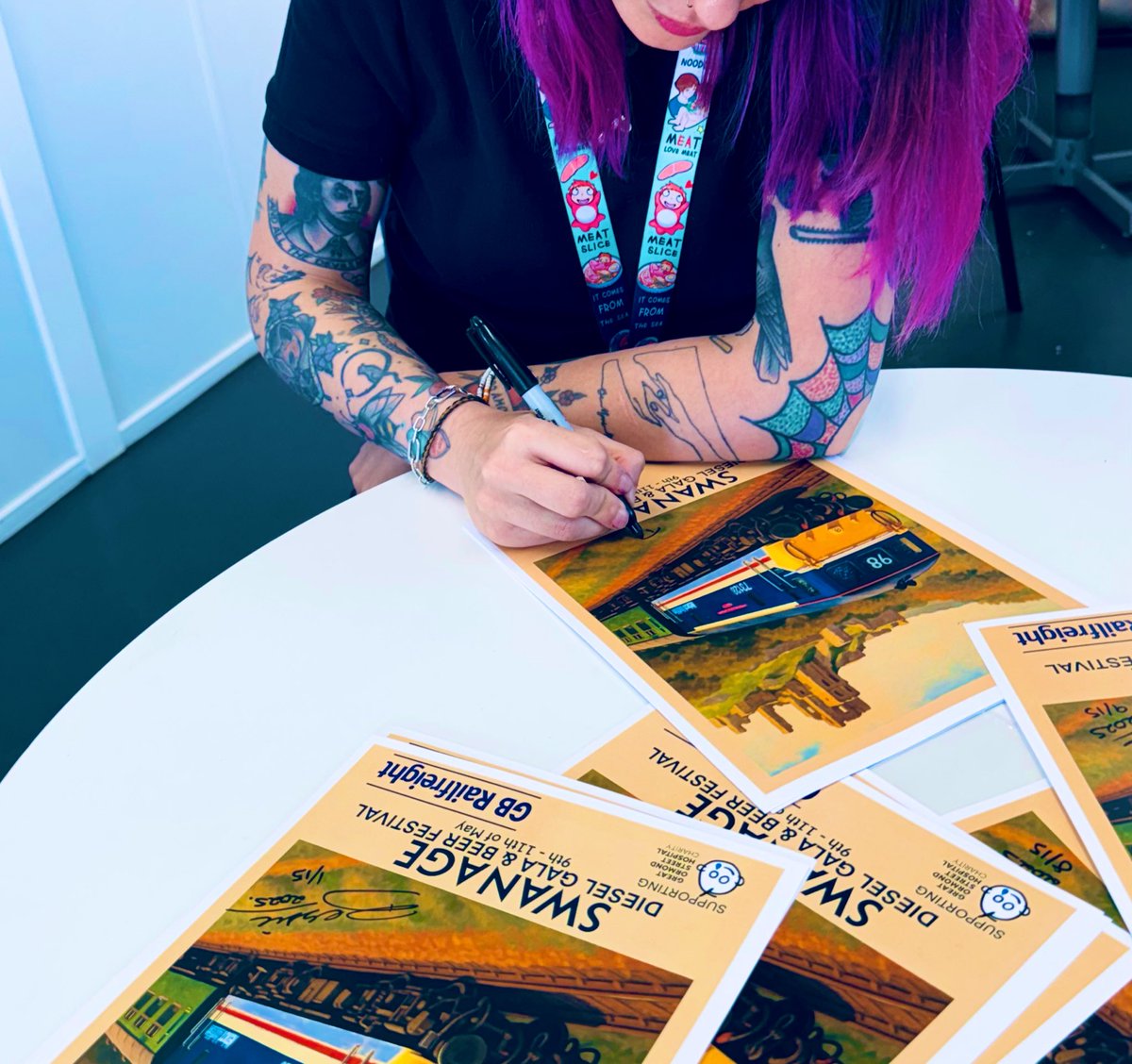 Bessie 🚂 🦡 tweet media