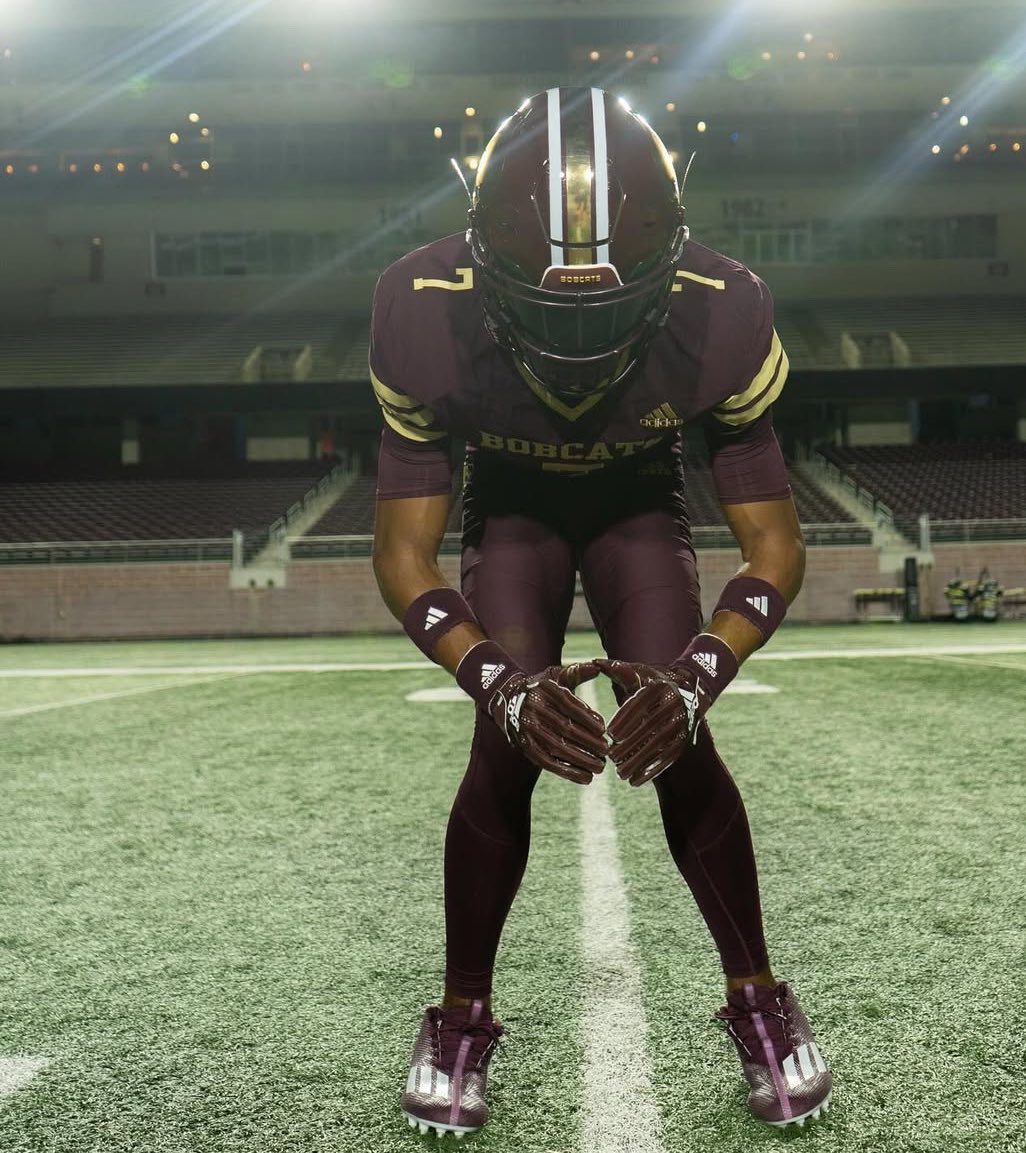 Brandon Derrough-Harris (@brandonderrough) on Twitter photo After a great conversation with <a href="/TrustMyEyesO/">⭕️FFERTUNITY</a> I am blessed to receive my 3rd 🅾️ffer from
<a href="/TXSTATEFOOTBALL/">Texas State Football</a>!! #AGTG #gobobcats
<a href="/CoachColvin7/">Andrew Colvin</a> <a href="/Coach_Owens5/">Radarius Owens (Coach 🅾️)</a> <a href="/CoachJudie5372/">Coach Judie</a> <a href="/JGonzalesJr10/">Julio Gonzales Jr.</a> <a href="/TFloss32/">Todd Glawson</a> <a href="/PrepRedzoneTX/">Prep Redzone Texas</a> <a href="/sixstarfootball/">Six Star Football | PLUS+</a> <a href="/coachwvde/">Jonathan Wade 🍊🔥CoachWVDE🔥🍊</a> <a href="/RC_Bulldogs/">Royse City Football</a> After a great conversation with <a href="/TrustMyEyesO/">⭕️FFERTUNITY</a> I am blessed to receive my 3rd 🅾️ffer from
<a href="/TXSTATEFOOTBALL/">Texas State Football</a>!! #AGTG #gobobcats
<a href="/CoachColvin7/">Andrew Colvin</a> <a href="/Coach_Owens5/">Radarius Owens (Coach 🅾️)</a> <a href="/CoachJudie5372/">Coach Judie</a> <a href="/JGonzalesJr10/">Julio Gonzales Jr.</a> <a href="/TFloss32/">Todd Glawson</a> <a href="/PrepRedzoneTX/">Prep Redzone Texas</a> <a href="/sixstarfootball/">Six Star Football | PLUS+</a> <a href="/coachwvde/">Jonathan Wade 🍊🔥CoachWVDE🔥🍊</a> <a href="/RC_Bulldogs/">Royse City Football</a>