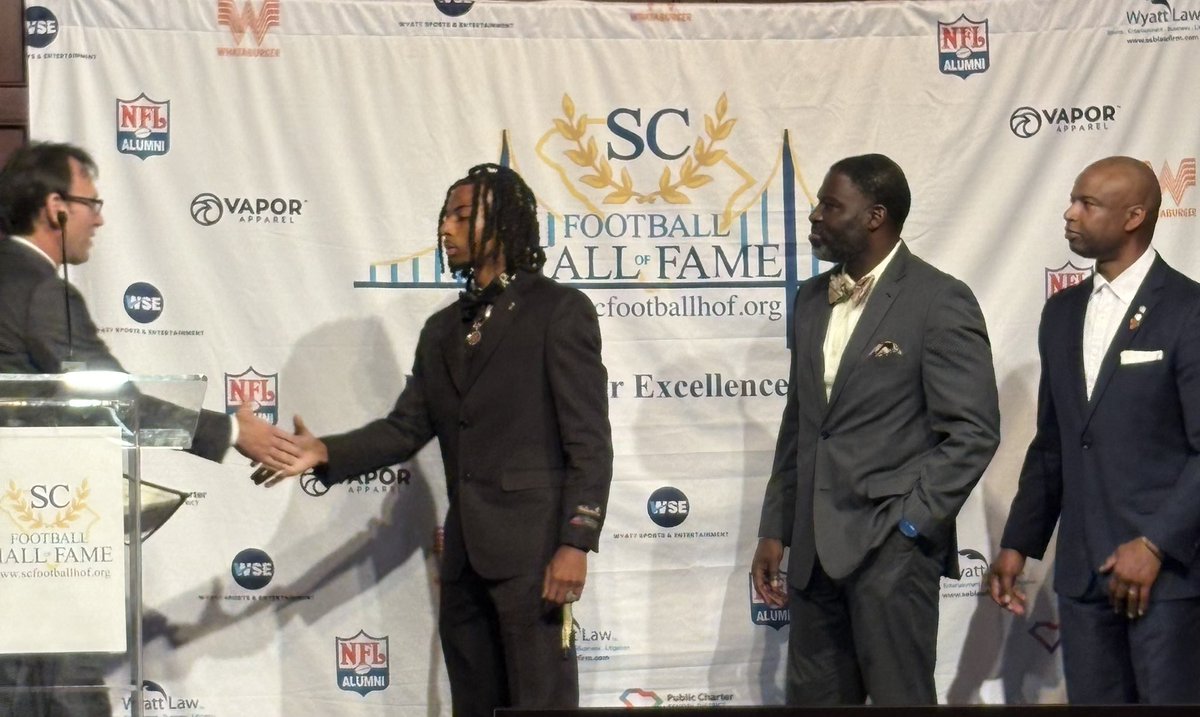 Ajames0119's tweet image. Proud to be nominated for BBEA #BBEA25DAY @SCFootballHOF @FCHSfootball21 @theodavis95 @FCHSGriffins
