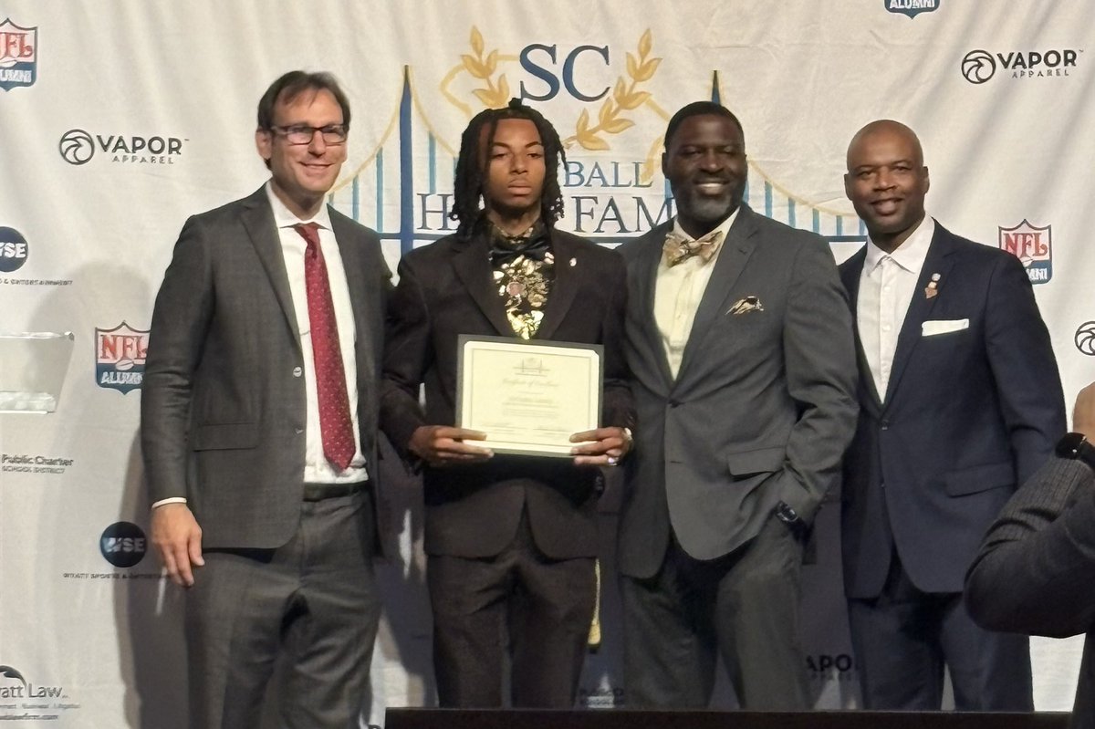 Ajames0119's tweet image. Proud to be nominated for BBEA #BBEA25DAY @SCFootballHOF @FCHSfootball21 @theodavis95 @FCHSGriffins