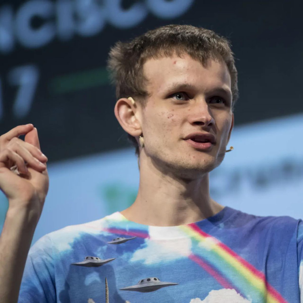 SCTvAfrica's tweet image. Let’s Confuse our #Web2 friends🫣

Comment with who this person is and what he has built ( Wrong answers only)👇👇

Let’s the fun begin🏄🏻‍♀️🤣