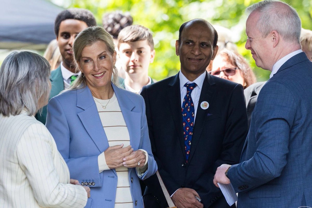 Pleased to welcome HRH The Duchess of Edinburgh to Harlesden and showcase some amazing work our young people are doing to support their communities.

📸 © Amanda Rose