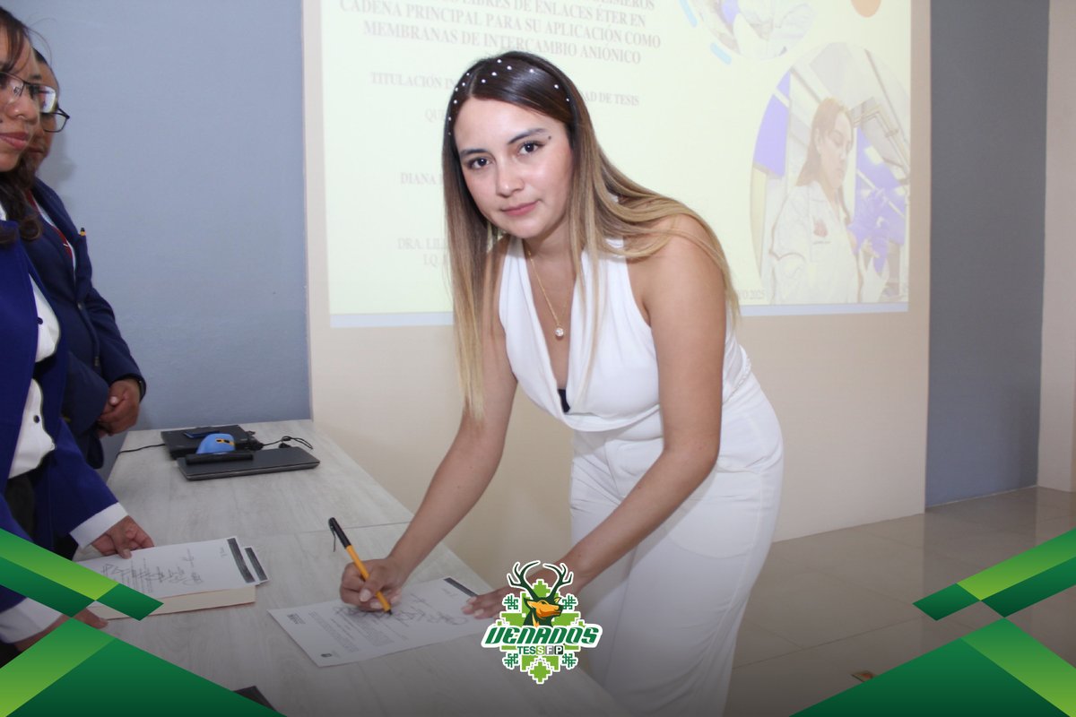 TESSFP_Edomex's tweet image. 🎓 ¡Felicidades a Diana Montserrat Carreola Sánchez, nueva Ingeniera Química del #TESSFP!

Defendió su tesis sobre membranas de intercambio aniónico con gran éxito.

¡Un logro que inspira! 👏

#OrgulloTESSFP #IngenieríaQuímica #MujeresEnLaCiencia
