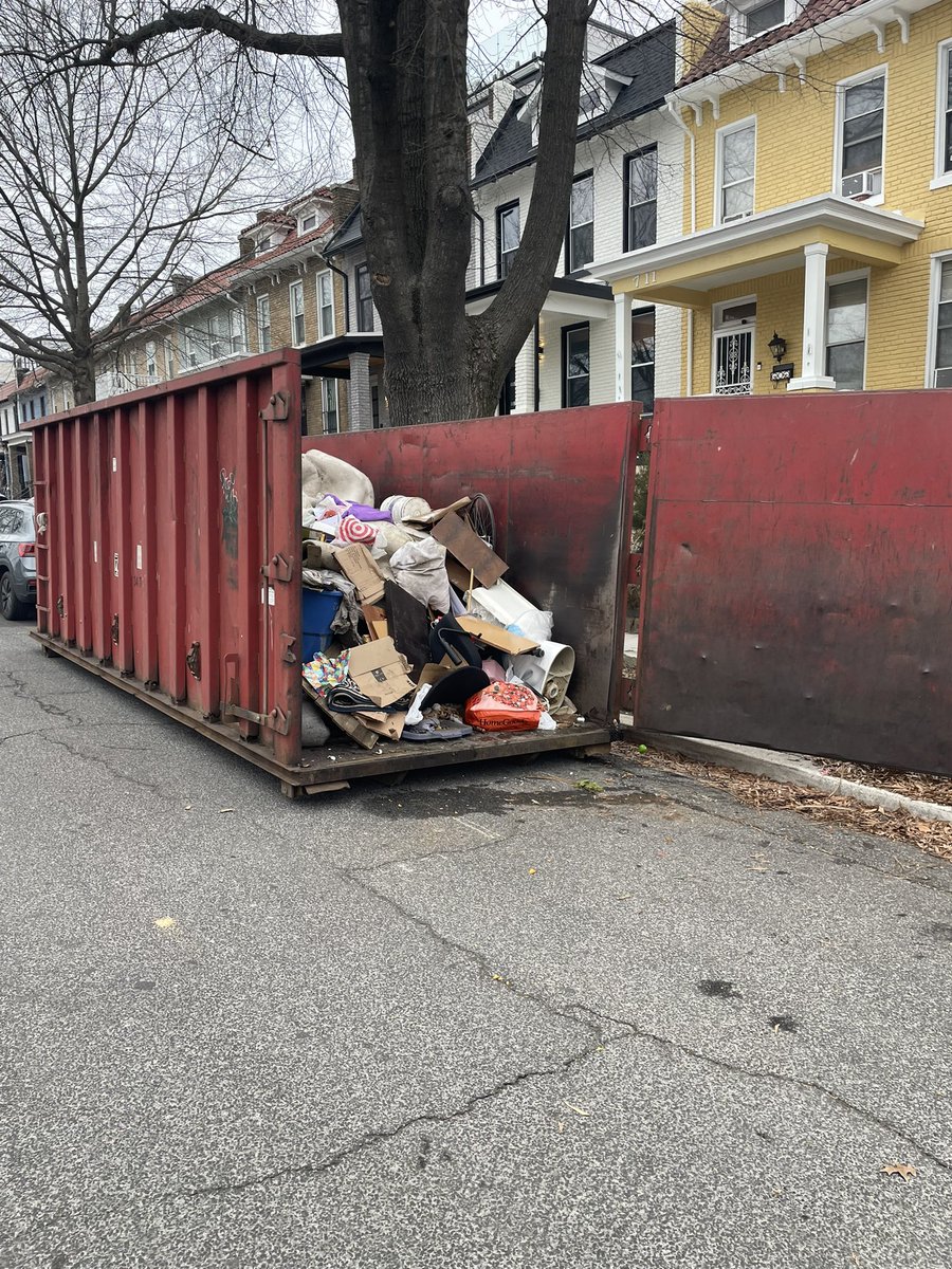 CleanCityDC's tweet image. Ward 3 Washingtonian’s, tomorrow is Roll Off Day. We will see you at Turtle park from 10am to 2pm. Whether you are cleaning out the garage or the basement. We will be at 4450 Van Ness Street NW. See communityaffairs.dc.gov/mocc for accepted items. See you Tommorow. #RollOffDay