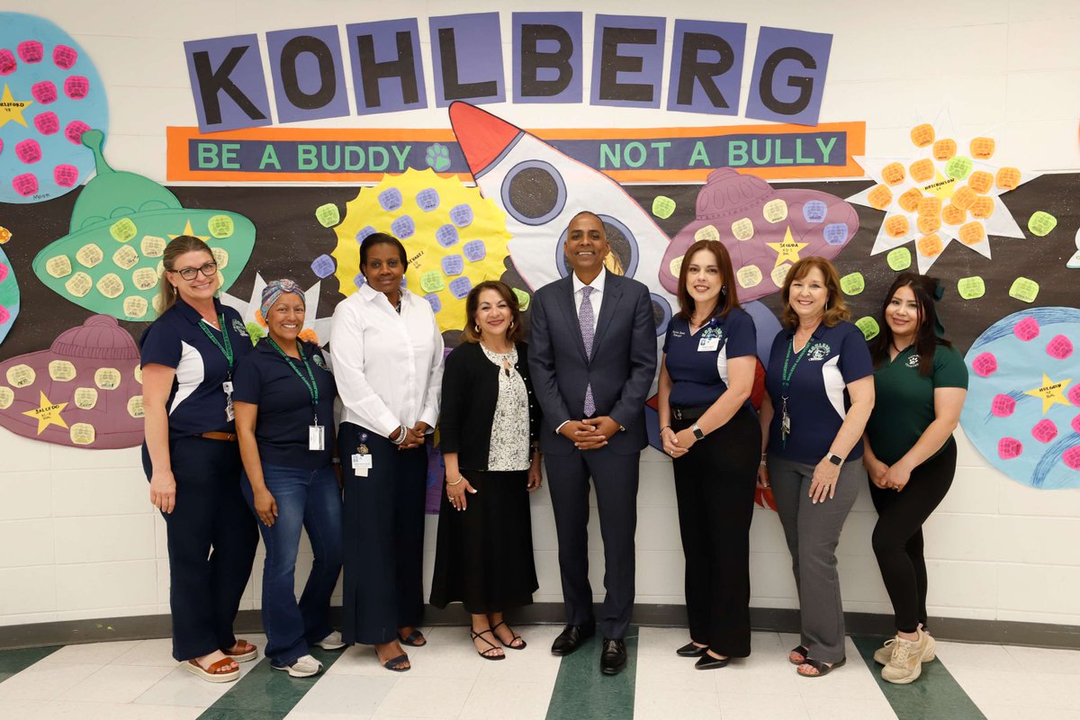 Diana Sayavedra (@dsayavedraepisd) on Twitter photo Kohlberg Elementary School hosted an exciting Career Day, where <a href="/MayorRenardEPTX/">Mayor Renard Johnson</a> and I highlighted the importance of education in achieving future goals.
It was a rewarding experience to connect with the young learners who will shape our community’s future!
#ItStartsWithUs Kohlberg Elementary School hosted an exciting Career Day, where <a href="/MayorRenardEPTX/">Mayor Renard Johnson</a> and I highlighted the importance of education in achieving future goals.
It was a rewarding experience to connect with the young learners who will shape our community’s future!
#ItStartsWithUs