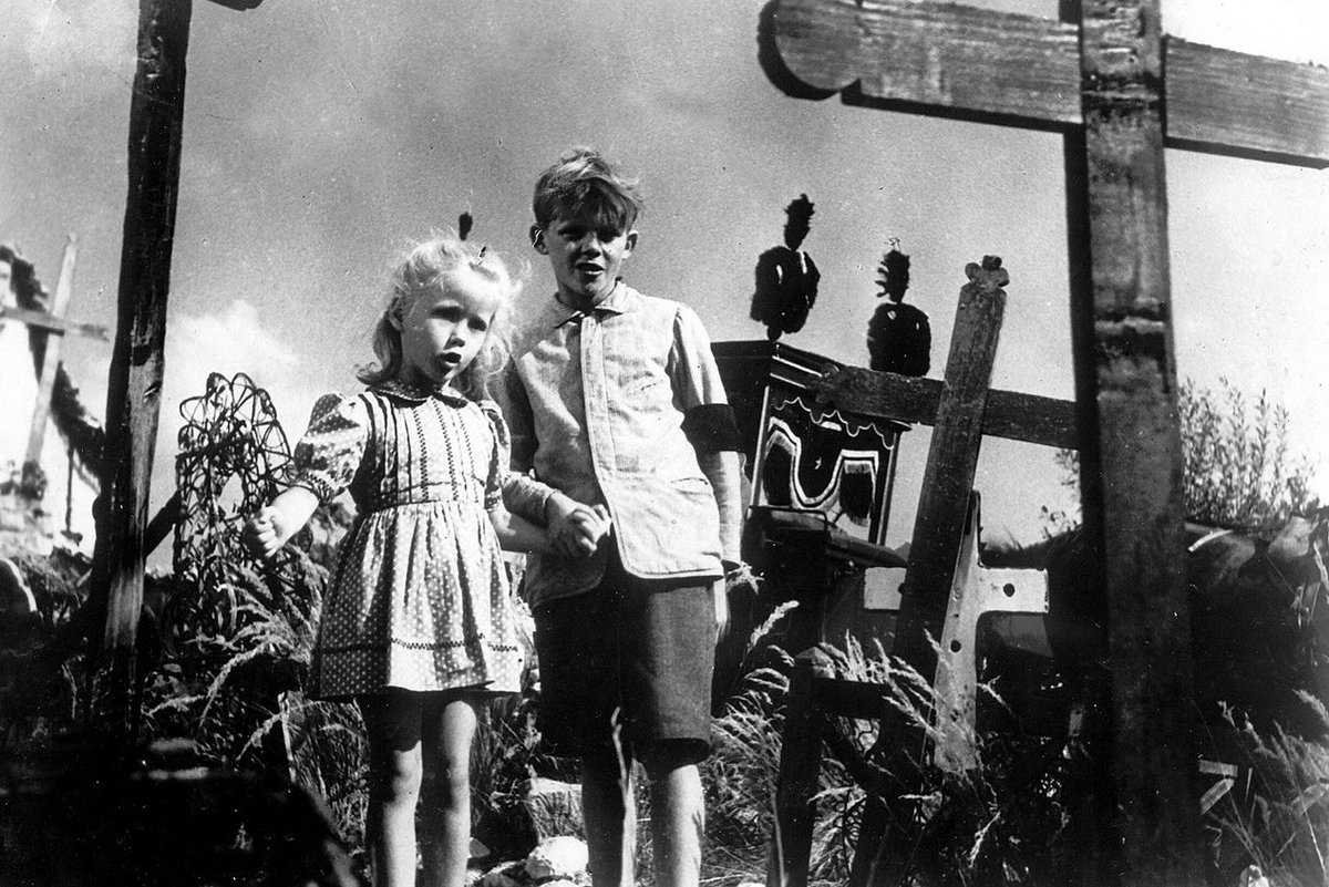 See the new 4K restoration of René Clément‘s war drama FORBIDDEN GAMES (1952) during Bleak Week 2025.

West Coast Premiere coming to LF3 on Sat. 6/7 at 11 am.

The 4K restoration was produced from the original 35mm negative &amp; the sound negative.
americancinematheque.com/now-showing/fo…