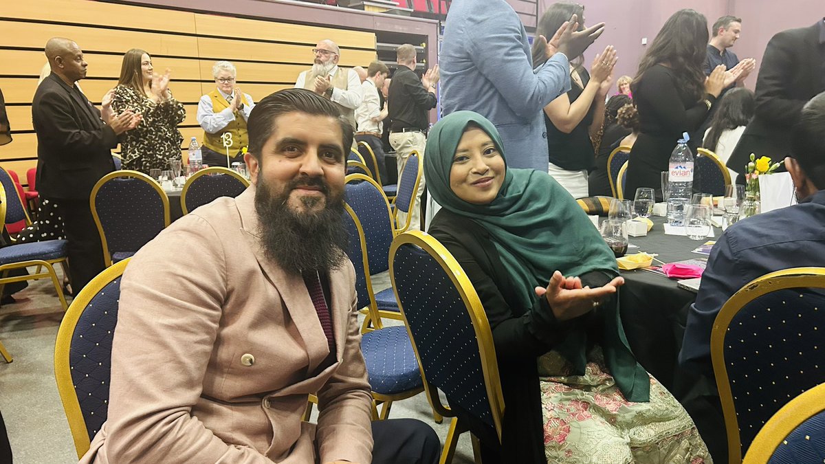 Chiltern Learning Trust (@chilternlt) on Twitter photo Team Chiltern out in force at #REND Northampton! Thanks <a href="/CreativeEdu/">Creative Education</a> for the invite. Some super messages from Pav too. Equity, networks, passion. <a href="/unleashing_me/">Unleashing Me</a> Team Chiltern out in force at #REND Northampton! Thanks <a href="/CreativeEdu/">Creative Education</a> for the invite. Some super messages from Pav too. Equity, networks, passion. <a href="/unleashing_me/">Unleashing Me</a>