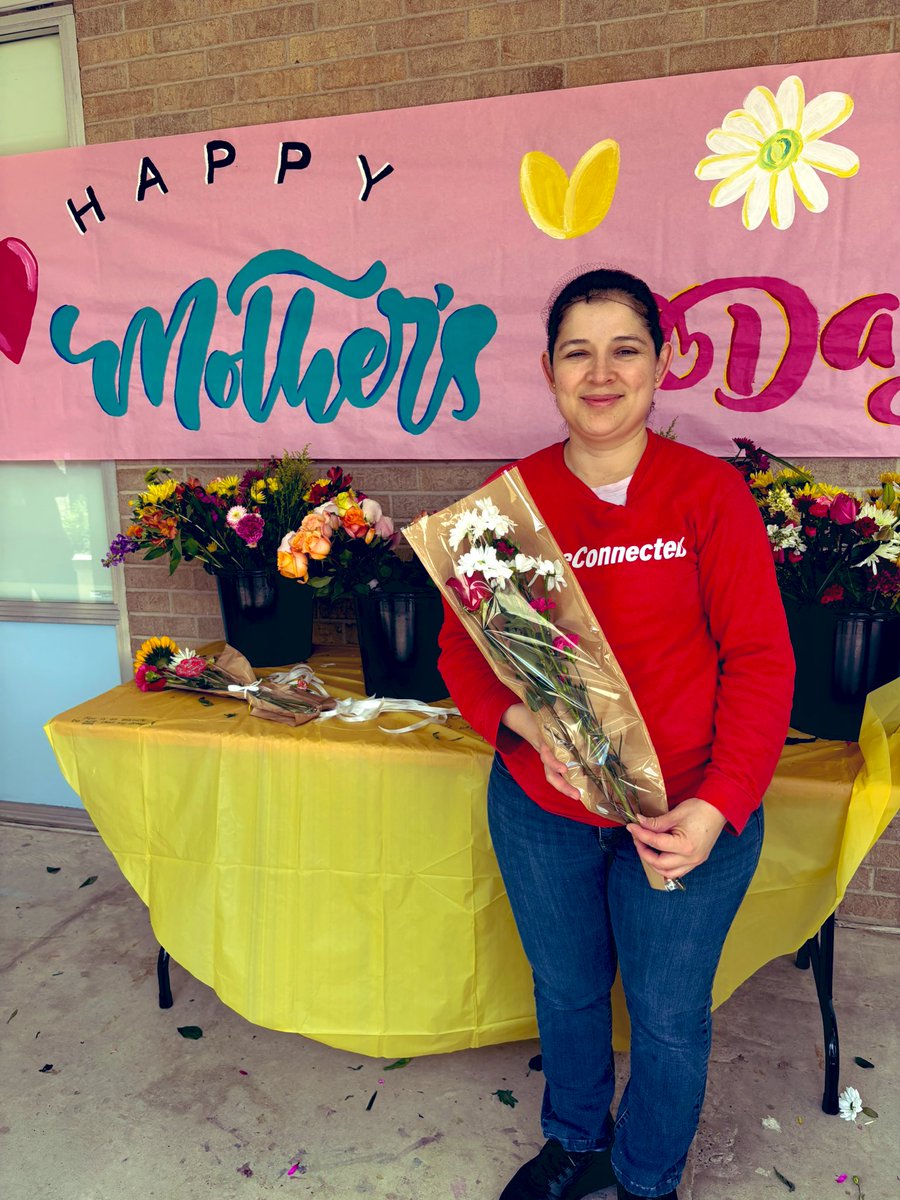 Happy Mother’s Day to our Dunn Family! 

Enjoy your weekend ♥️