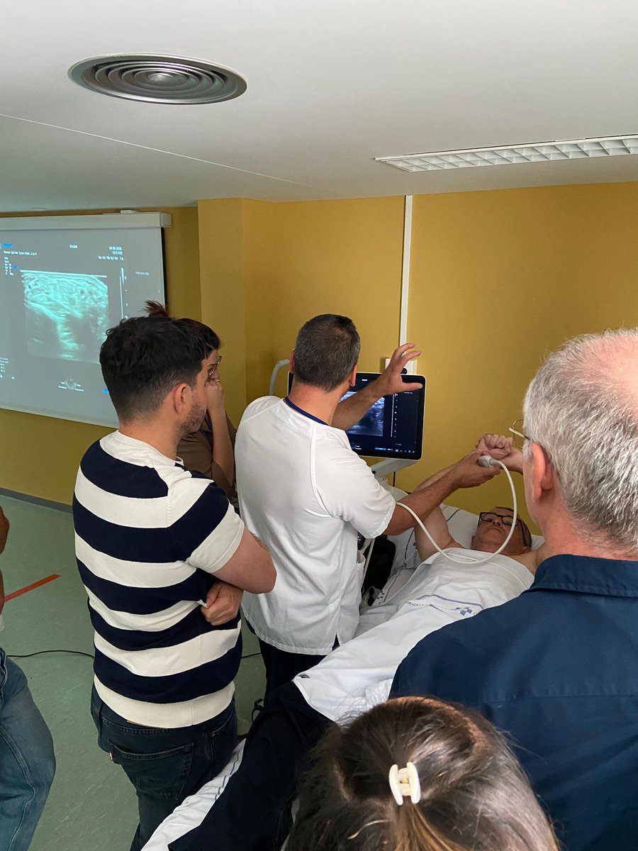 Gracias a MERZ por el apoyo para la realización del Expert que hemos celebrado en el Hospital Insular de Gran Canaria.Hoy hemos visto como la Radiofrecuencia y la toxina se unen para mejorar las secuelas de los pacientes con daño cerebral adquirido  <a href="/SERMEF_es/">SERMEF</a> <a href="/SEMDOR2/">SEMDOR Soc. Esp. Multidisciplinar del DOLOR</a> <a href="/SOCARMEF1/">SOCARMEF</a>