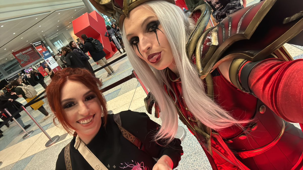 Kira Arlayna 💙🏳️‍🌈 (@darkladycosplay) on Twitter photo 