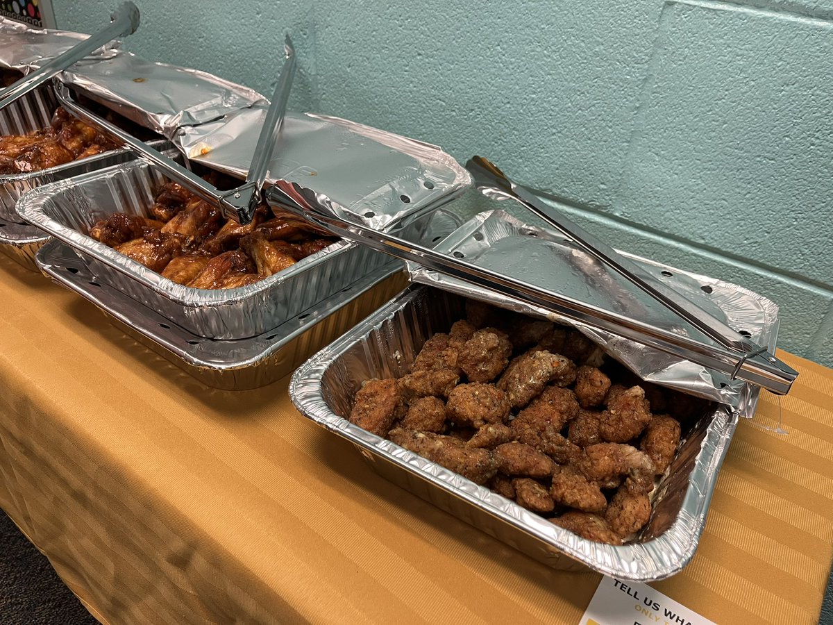 DeAnn Dykes (@dykesdeann) on Twitter photo Shoutout to Buffalo Wild Wings for surprising Team Northridge with a yummy lunch today as part of Staff Appreciation Week! We’re grateful for the delicious food and thoughtful gesture! <a href="/NREL_Bengals/">Northridge Elem.</a> <a href="/SvvsdSchuh/">Kristopher Schuh</a> <a href="/BWWings/">Buffalo Wild Wings</a> Shoutout to Buffalo Wild Wings for surprising Team Northridge with a yummy lunch today as part of Staff Appreciation Week! We’re grateful for the delicious food and thoughtful gesture! <a href="/NREL_Bengals/">Northridge Elem.</a> <a href="/SvvsdSchuh/">Kristopher Schuh</a> <a href="/BWWings/">Buffalo Wild Wings</a>