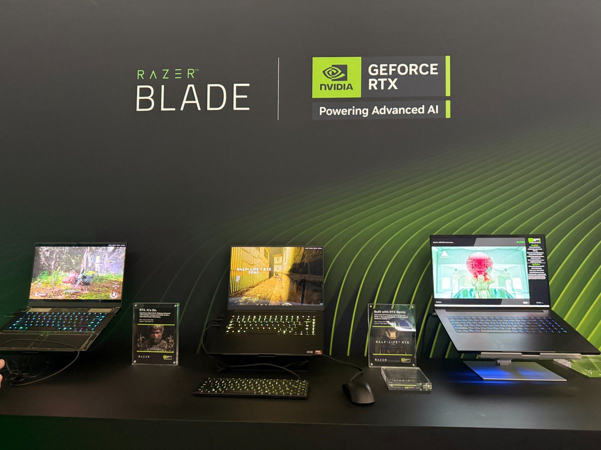 Day Two #PAXEast2025 Highlights!
Featuring our battlestation and <a href="/PAXArena/">PAX Arena</a> setup, amazing fans, and Razer Blade line.

Come by tomorrow at📍Razer booth #15043 for more giveaways, raffles, and to check our the newest tech releases🙌
#RazerPAX