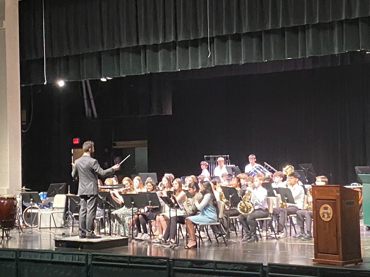 Michael Roberto (@greenmensteward) on Twitter photo 8th grade band closing out tonight’s concert. Great job Greenmen! <a href="/HarmonPrincipal/">Mark Abramovich</a> <a href="/APHarmonMS/">Ryan Beaumont</a> <a href="/DrPMilcetich/">Paul Milcetich</a> 8th grade band closing out tonight’s concert. Great job Greenmen! <a href="/HarmonPrincipal/">Mark Abramovich</a> <a href="/APHarmonMS/">Ryan Beaumont</a> <a href="/DrPMilcetich/">Paul Milcetich</a>