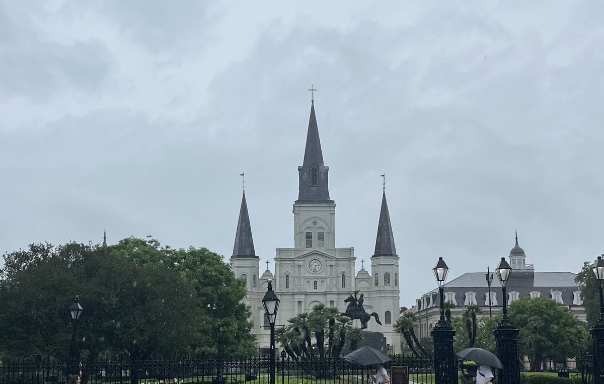 TimWebb63's tweet image. It was a long bus ride. But from the amazing WWII Museum to Jackson Square &amp;amp; the French Quarter to Dave &amp;amp; Busters, our 8th Grade Trip was worth every minute.