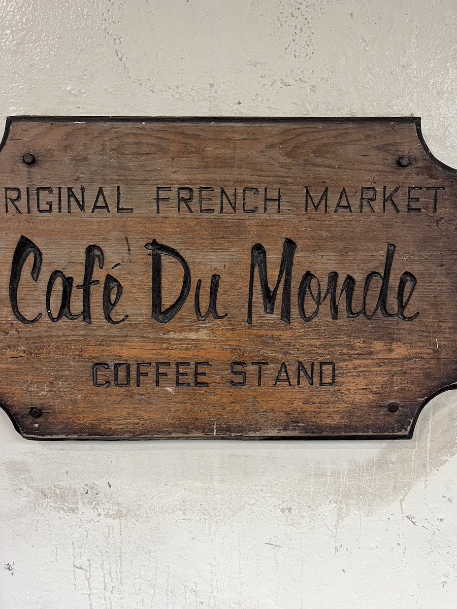 TimWebb63's tweet image. It was a long bus ride. But from the amazing WWII Museum to Jackson Square &amp;amp; the French Quarter to Dave &amp;amp; Busters, our 8th Grade Trip was worth every minute.