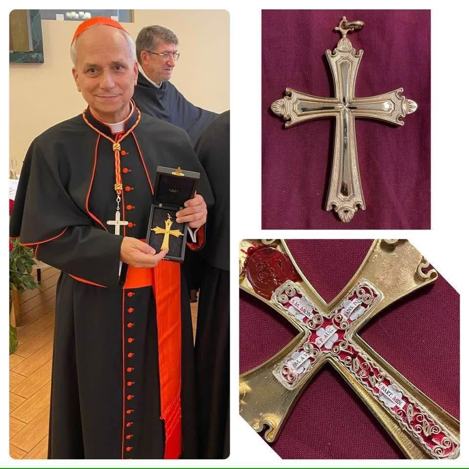The pectoral cross worn by Pope Leo XIV during his first public appearance contained sacred relics of Augustinian saints, including St. Augustine, St. Monica, St. Thomas of Villanova, and Blessed Anselmo Polanco, according to Daily Tribune.