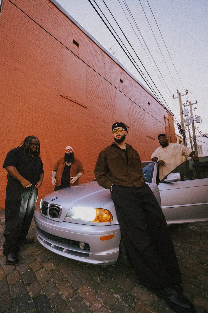 IceeRed__'s tweet image. hittin the road again this year w the gangggg @IsaiahFalls can’t wait to bring this music we been making to yall ♥️♥️♥️